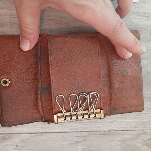 LOUIS VUITTON key holder monogram canvas Authentic - Picture 6 of 8